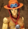 �y�o���_�C�zS.H.�t�B�M���A�[�c �|�[�g�K�X�ED�E�G�[�X �`�wONE PIECE�i�����s�[�X�j�x���